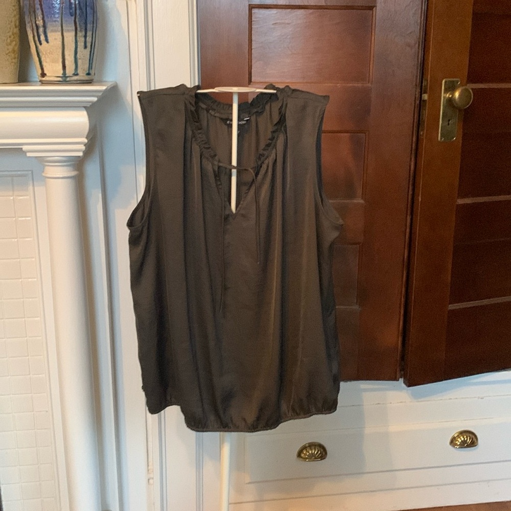 41Hawthorn tie front blouse. Worn twice